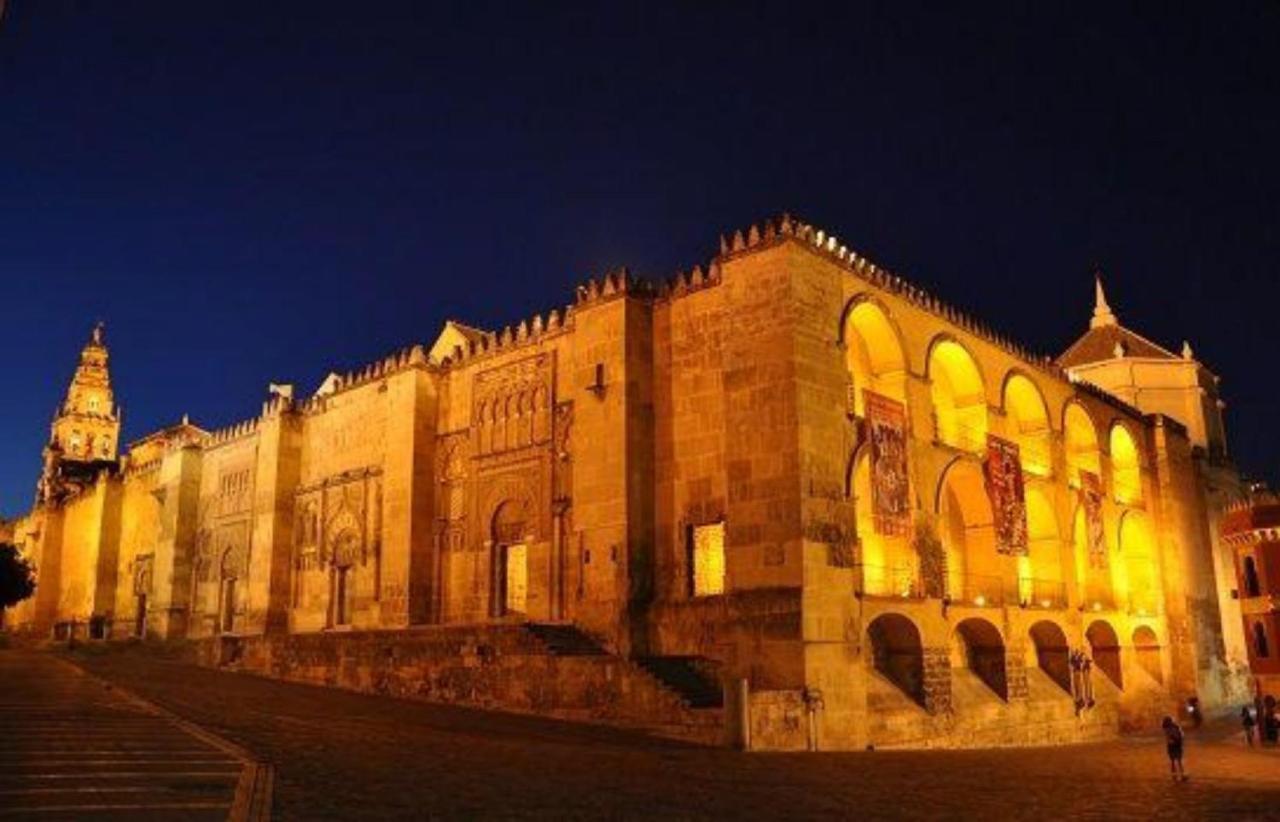 Casa En Plaza De La Corredera Con Balcon Daire Cordoba Dış mekan fotoğraf